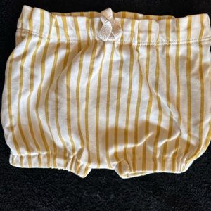 NWOT cute baby shorts 100% organic cotton